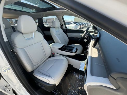 New 2025 Hyundai Tucson Limited image 14
