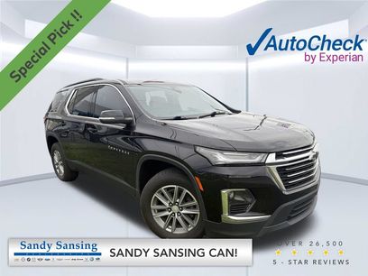 Used 2023 Chevrolet Traverse LT