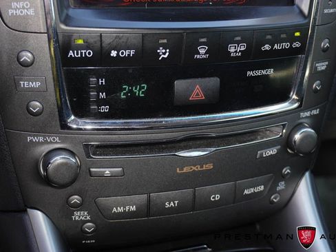 Used 2011 Lexus IS 350C w/ Luxury Pkg RWD image 34