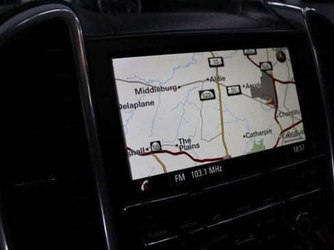 Used 2015 Porsche Cayenne S AWD/4WD image 18