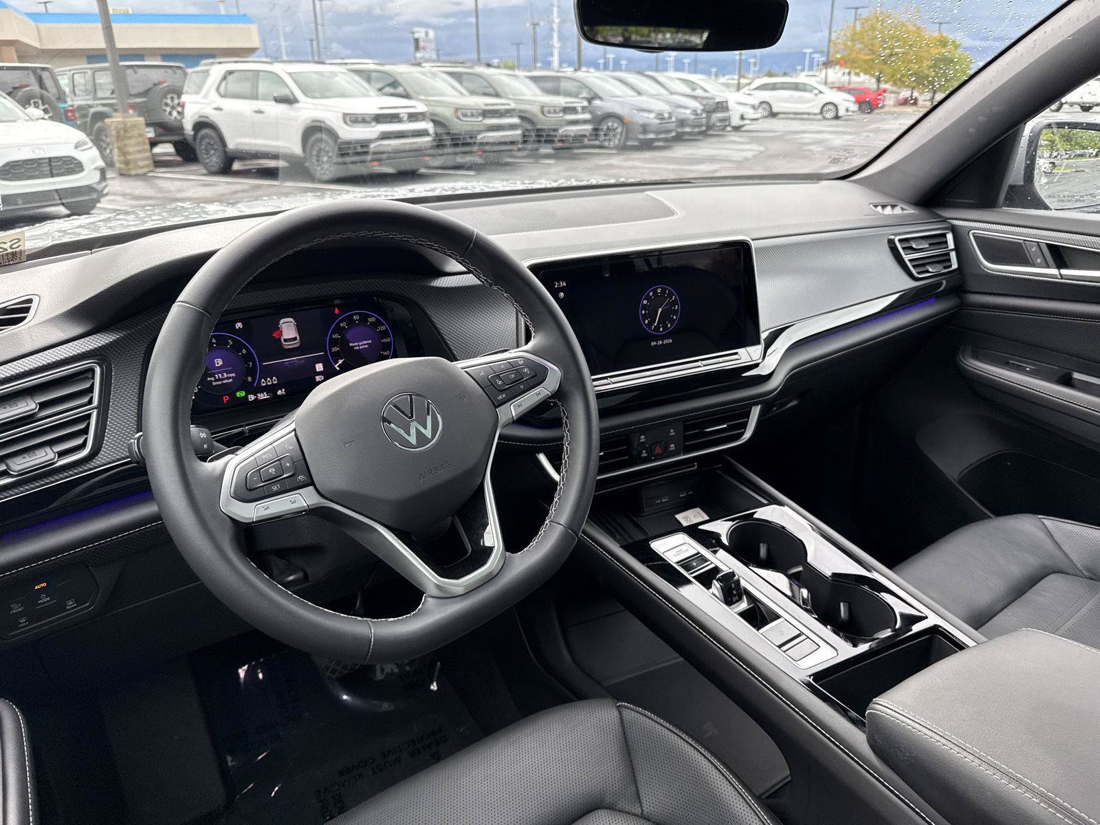 Used 2025 Volkswagen Atlas Cross Sport SEL AWD/4WD image 18