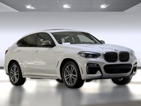 Used 2019 BMW X4 M40i w/ Executive Package image 6
