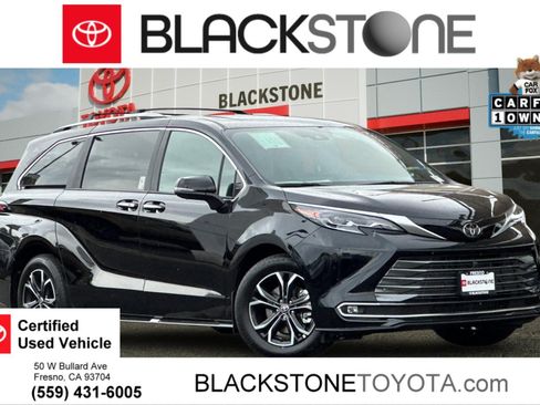 Certified 2026 Toyota Sienna Platinum AWD/4WD image 1
