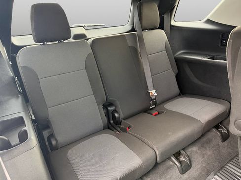Used 2020 Chevrolet Traverse LT AWD/4WD image 22