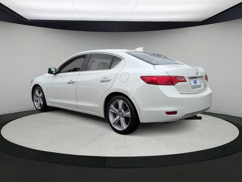 Used 2013 Acura ILX w/ Technology Package image 6