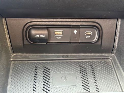 Used 2024 Kia Sportage EX FWD image 20