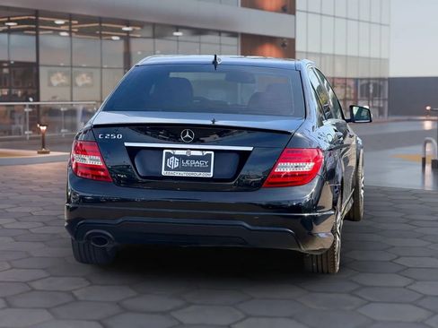 Used 2013 Mercedes-Benz C 250 Sedan image 3