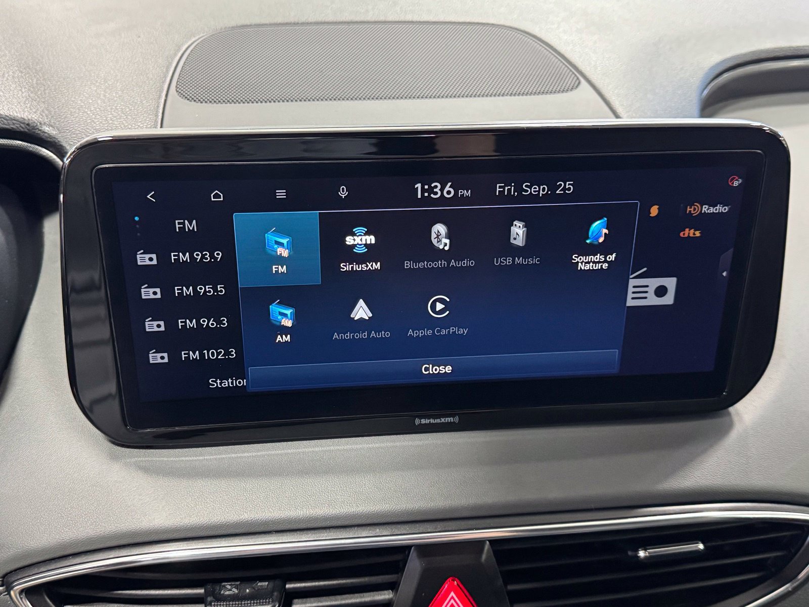 Used 2023 Hyundai Santa Fe SEL FWD image 30