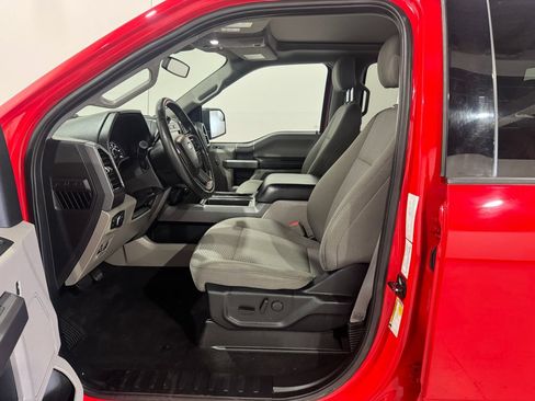 Used 2019 Ford F150 XLT w/ Equipment Group 302A Luxury AWD/4WD image 14