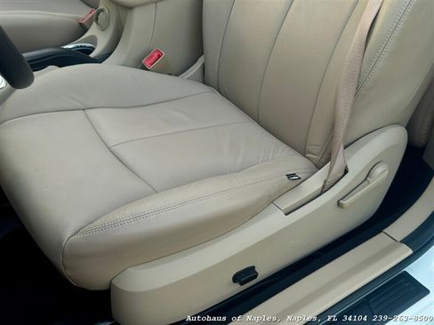 Used 2013 Chrysler 200 Touring FWD image 23