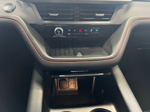 Used 2025 Ford Explorer ST image 14