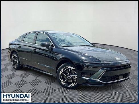 New 2026 Hyundai Sonata SEL FWD image 1
