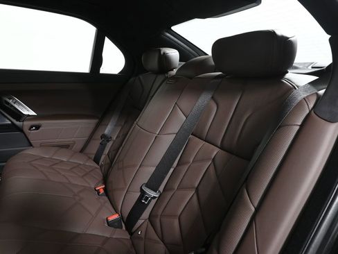 New 2026 BMW 760i xDrive w/ Executive Package AWD/4WD image 31