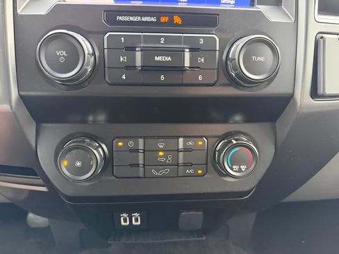 Used 2020 Ford F150 XLT AWD/4WD image 18