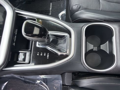 Used 2023 Subaru Outback Limited XT image 16