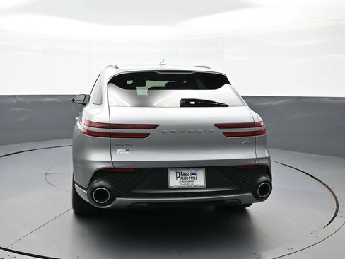 Used 2023 Genesis GV70 2.5T w/ Sport Prestige Package image 7