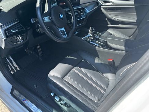Used 2023 BMW M550i xDrive w/ Executive Package AWD/4WD image 12