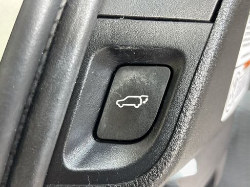 Used 2015 Toyota Sequoia Limited image 34