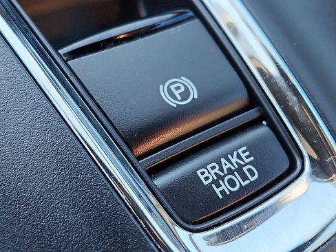 Used 2022 Honda HR-V Sport image 24