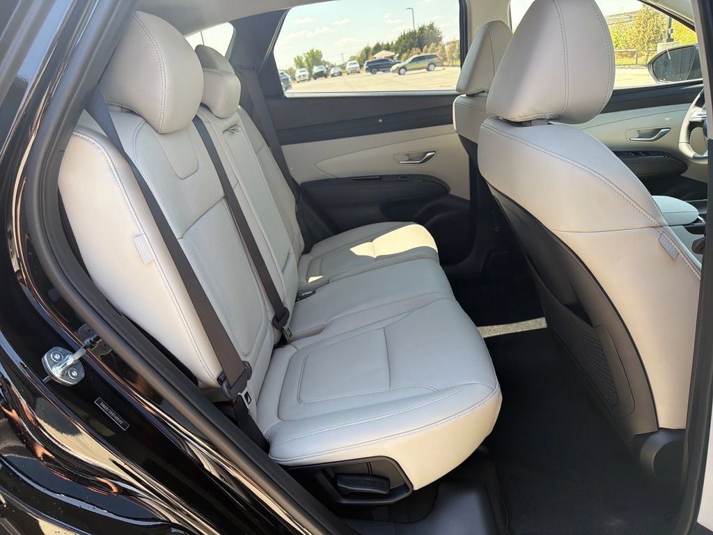 New 2026 Hyundai Tucson Limited AWD/4WD image 35