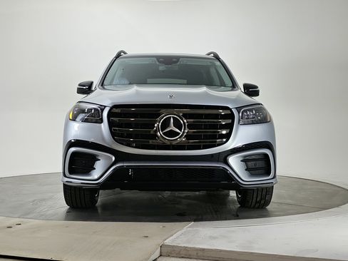 New 2026 Mercedes-Benz GLS 450 4MATIC image 5