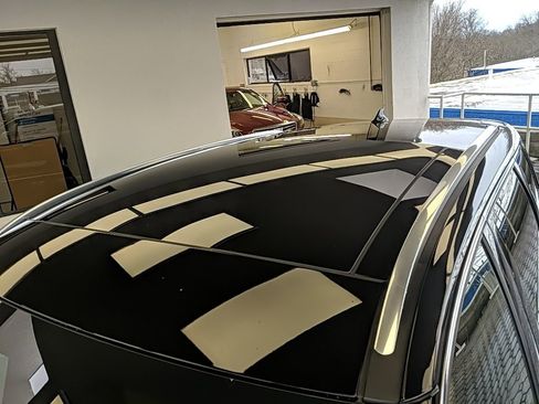 Certified 2023 Lincoln Corsair Reserve w/ Equipment Group 201A image 10