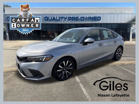 Used 2024 Honda Civic EX-L image 1