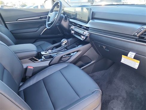 New 2025 Kia Telluride LX image 16