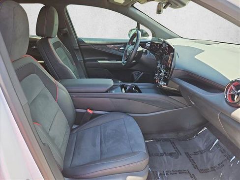 Certified 2024 Chevrolet Blazer EV RS RWD image 27