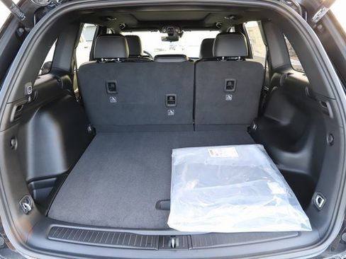 New 2025 Jeep Grand Cherokee Limited image 6