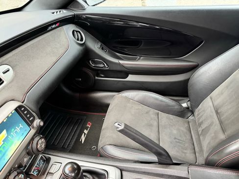 Used 2013 Chevrolet Camaro ZL1 image 22