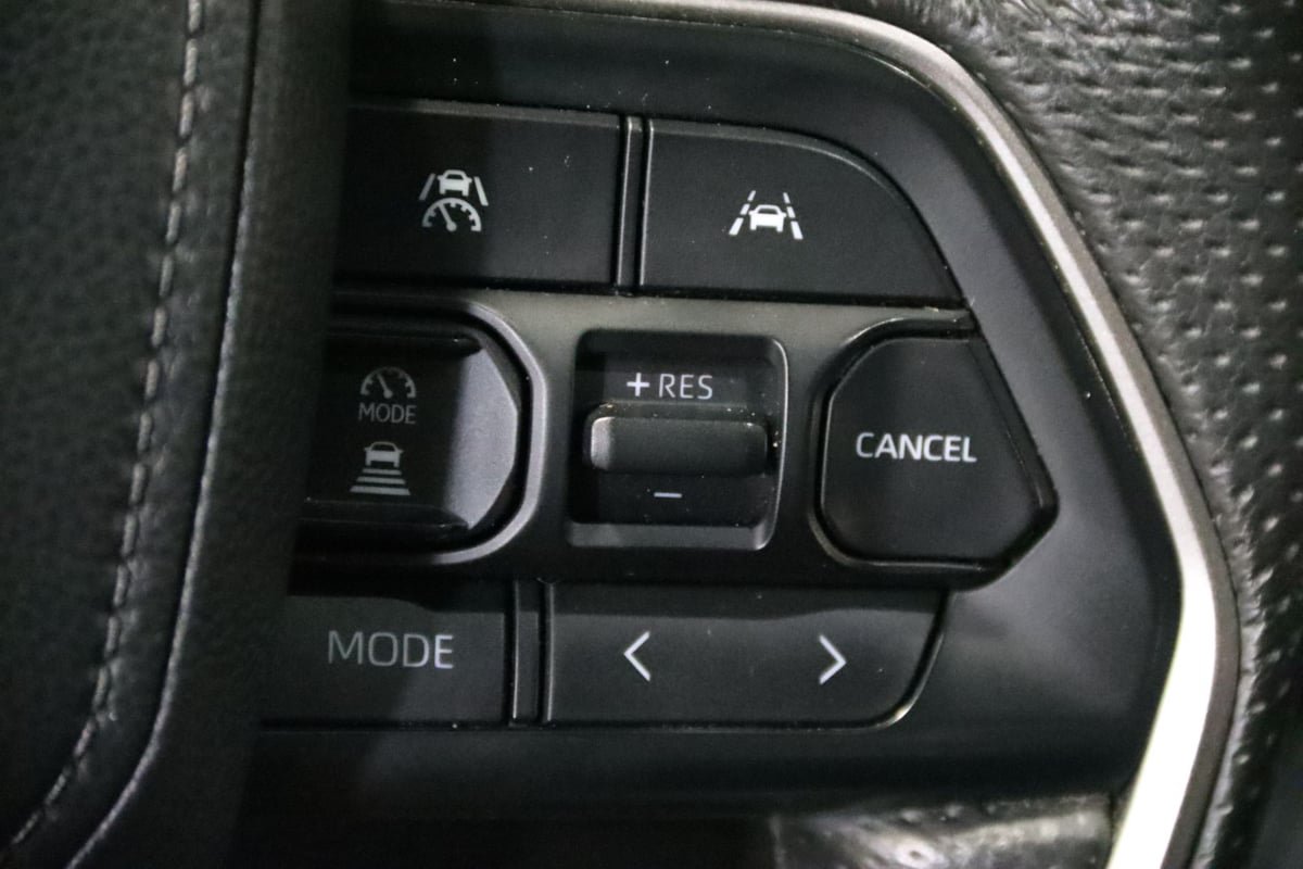 Used 2024 Toyota Tacoma TRD Off-Road AWD/4WD image 19