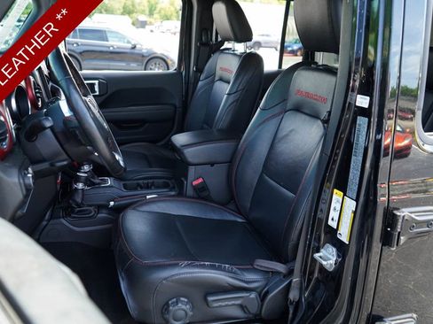 Used 2019 Jeep Wrangler Unlimited Rubicon AWD/4WD image 6
