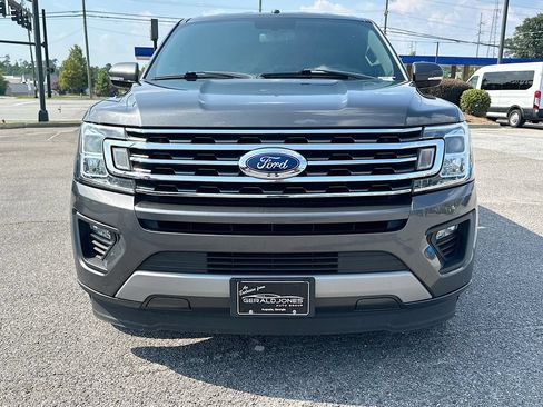 Certified 2019 Ford Expedition XLT w/ Equipment Group 201A RWD image 5