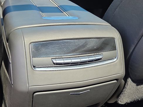 Used 2024 Cadillac Escalade V AWD/4WD image 15