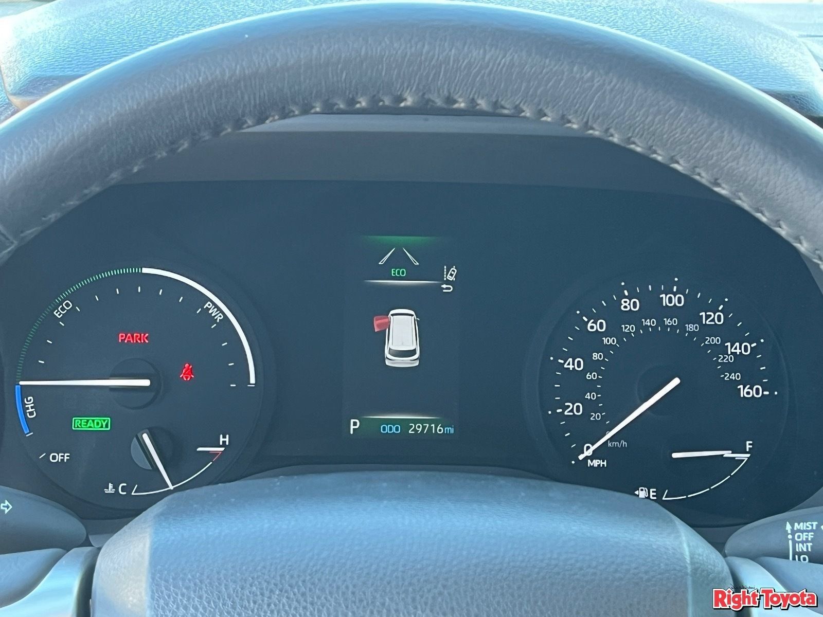 Certified 2024 Toyota Sienna XLE FWD image 25