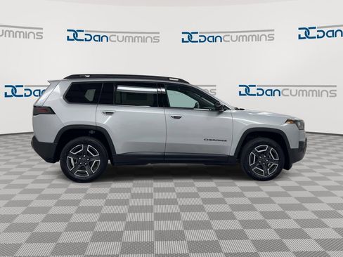 New 2026 Jeep Cherokee Laredo AWD/4WD image 9