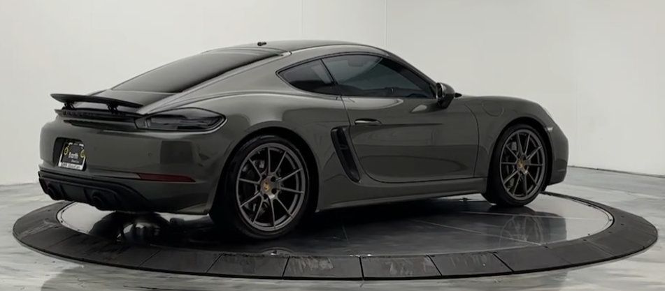 Used 2023 Porsche 718 Cayman GTS RWD image 2