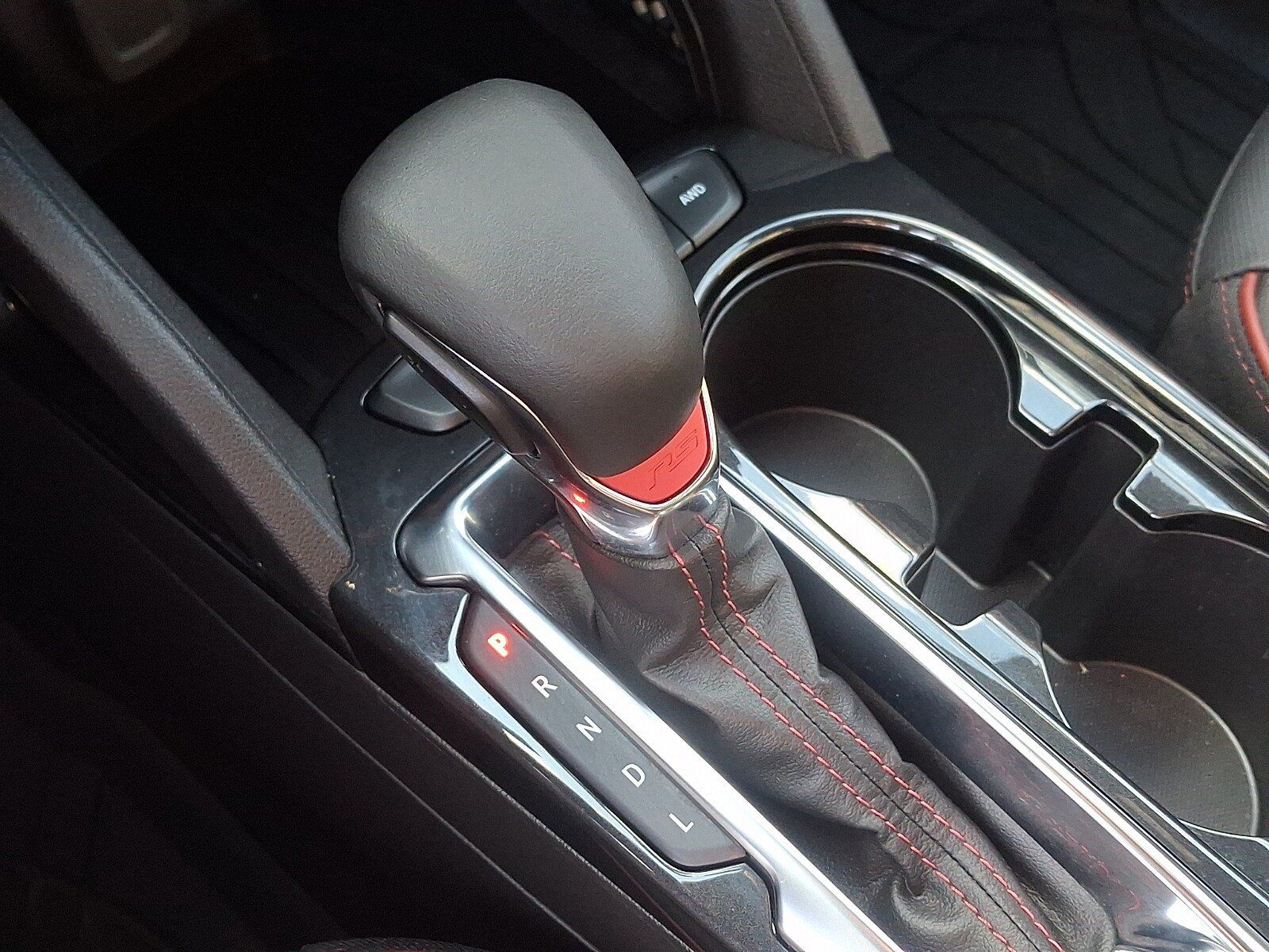 Used 2025 Chevrolet TrailBlazer RS AWD/4WD image 14