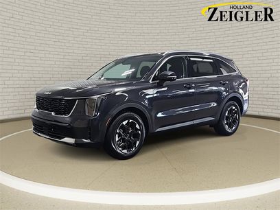 New 2025 Kia Sorento S w/ Panoramic Sunroof Package