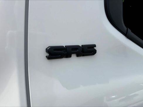 Used 2026 Toyota Tacoma SR5 image 10