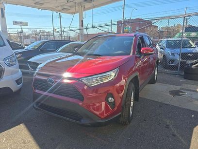 Used 2021 Toyota RAV4 XLE w/ Convenience Package