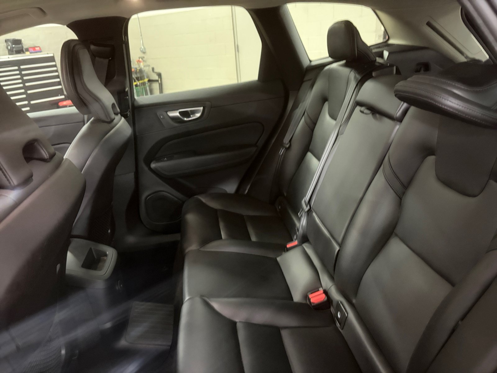 Used 2024 Volvo XC60 T8 Core AWD/4WD image 20