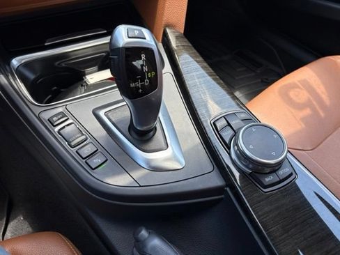 Used 2015 BMW 328i xDrive Sedan AWD/4WD image 19