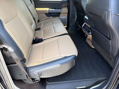Used 2021 Ford F150 Lariat AWD/4WD image 16