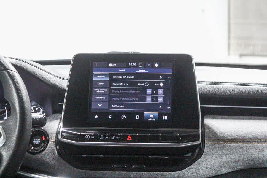 Used 2022 Jeep Compass Sport FWD image 15