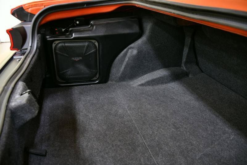 Used 2010 Dodge Challenger SRT8 w/ SRT Option Group II RWD image 19