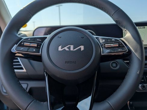Used 2026 Kia Seltos EX FWD image 33
