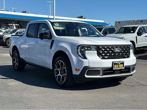 New 2026 Ford Maverick Lariat image 3