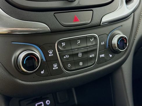 Used 2020 Chevrolet Equinox Premier w/ Premier Redline Edition image 15